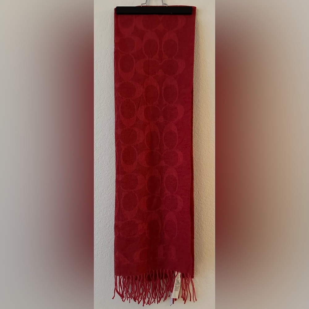 🆕✨Coach Red Patterned Scarf🧣 - Picture 5 of 6